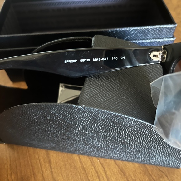 Authentic NEW Prada Sunglasses 20PS MA50A7 - Picture 5 of 9